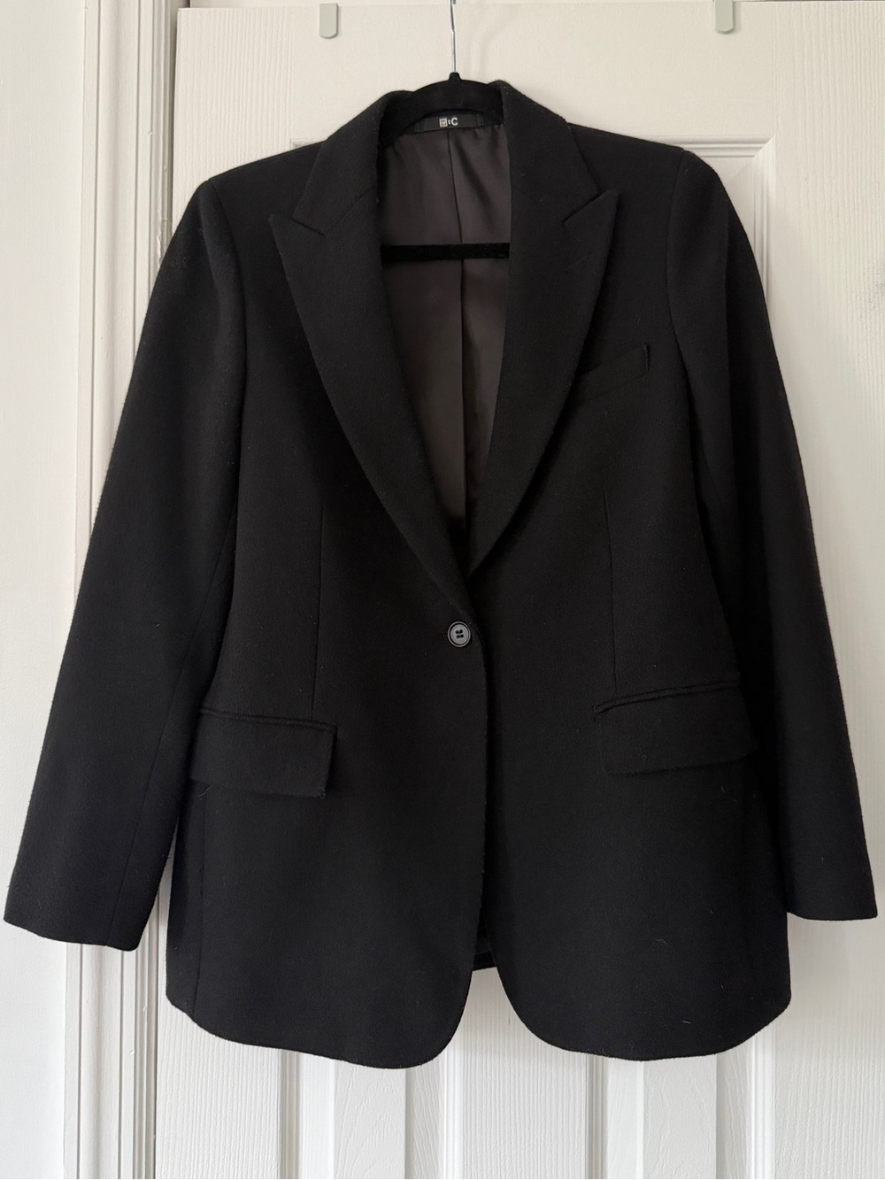 UNIQLO Wool Blend Black Single-Button Women's Blazer Jacket